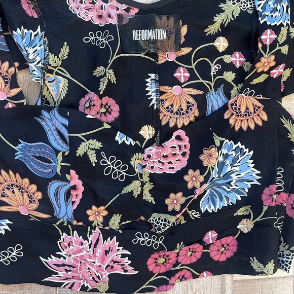 Reformation peek a boo cropped top size 0 - Picture 3 of 8